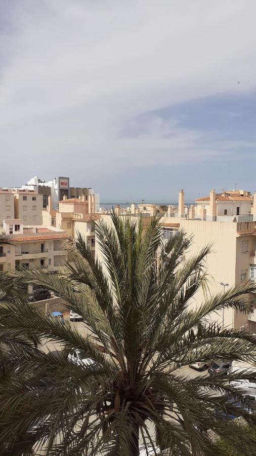 Amplio Piso Al Lado De La Playa En Nerja Apartment Exterior photo