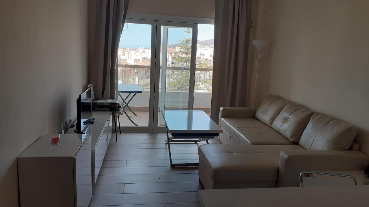 Amplio Piso Al Lado De La Playa En Nerja Apartment Exterior photo